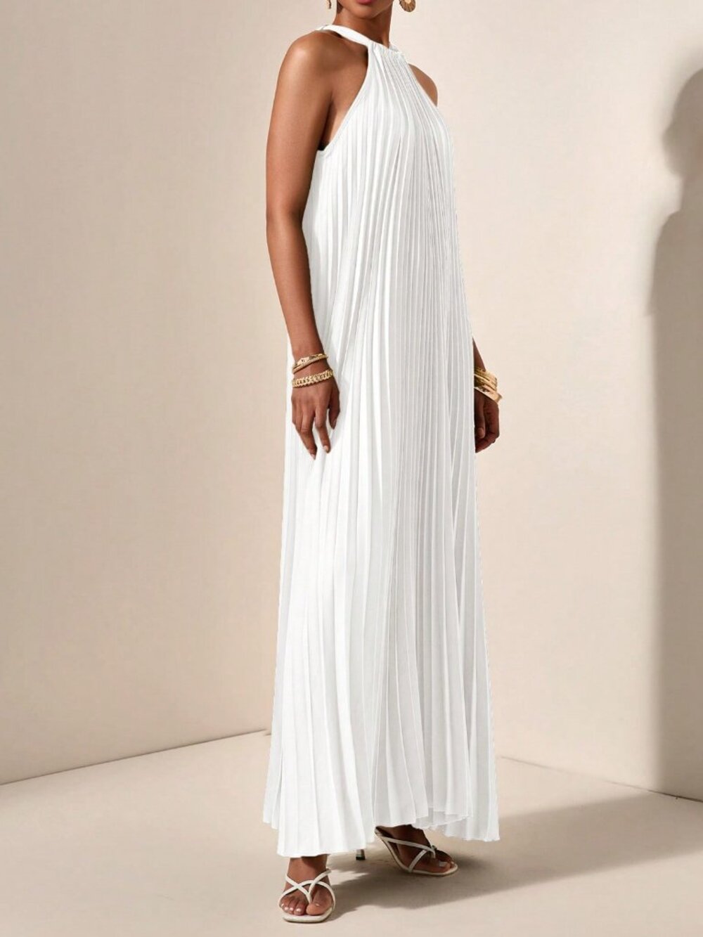 White Casual Women's Halterneck Sleeveless Pleated A-Hem Loose Maxi dress - Picture 3 of 8